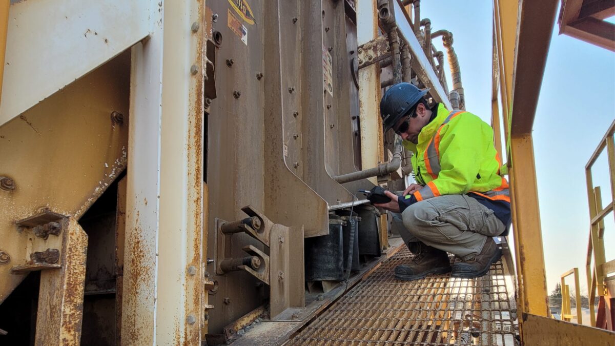 Polydeck's employee on site