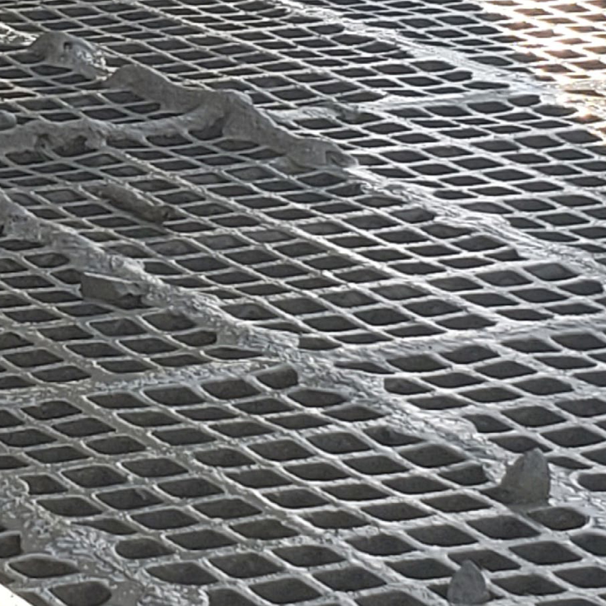 clean rubberdex media on dry screen